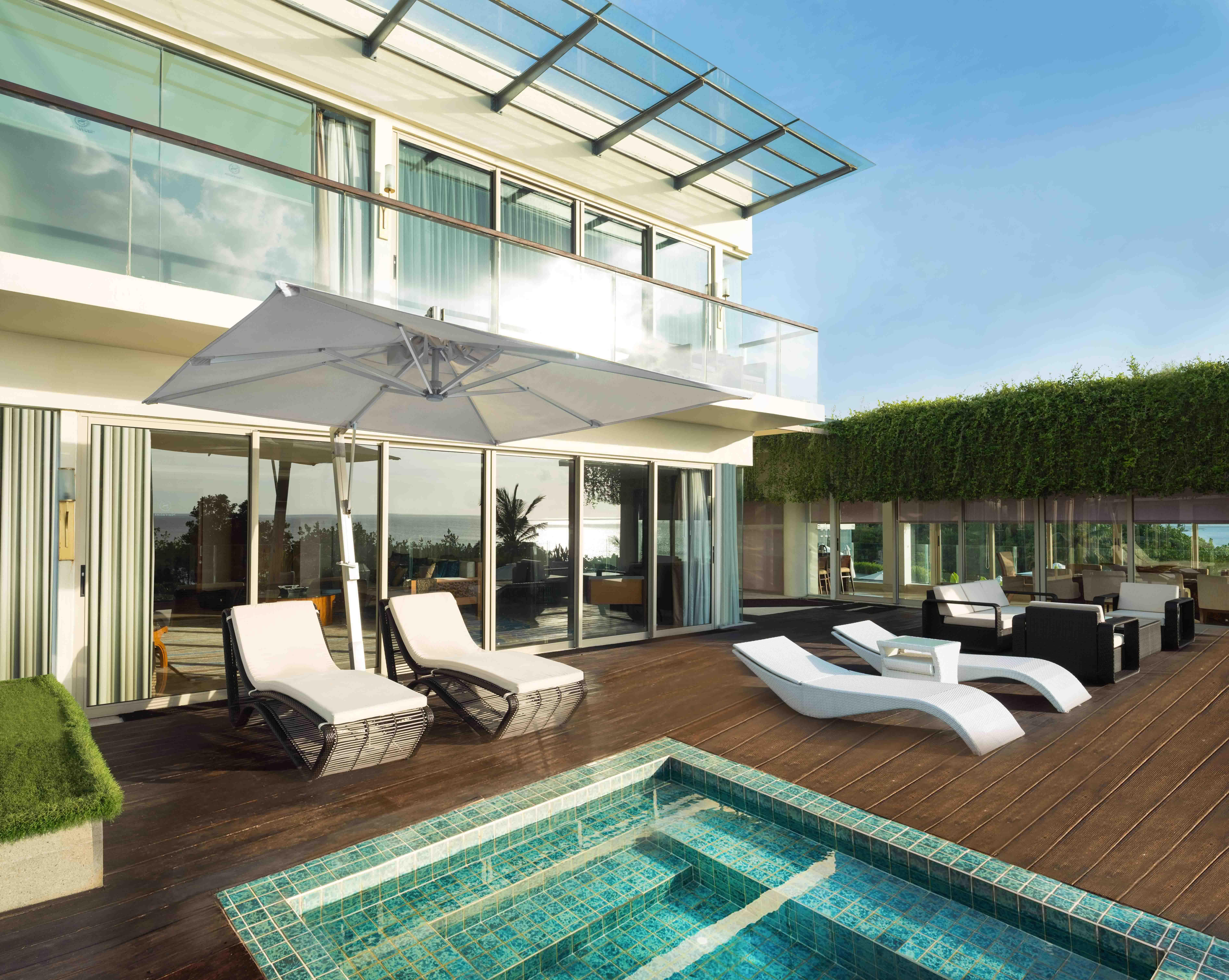 Sheraton Bali Kuta Resort Exteriér fotografie The Sky Villas