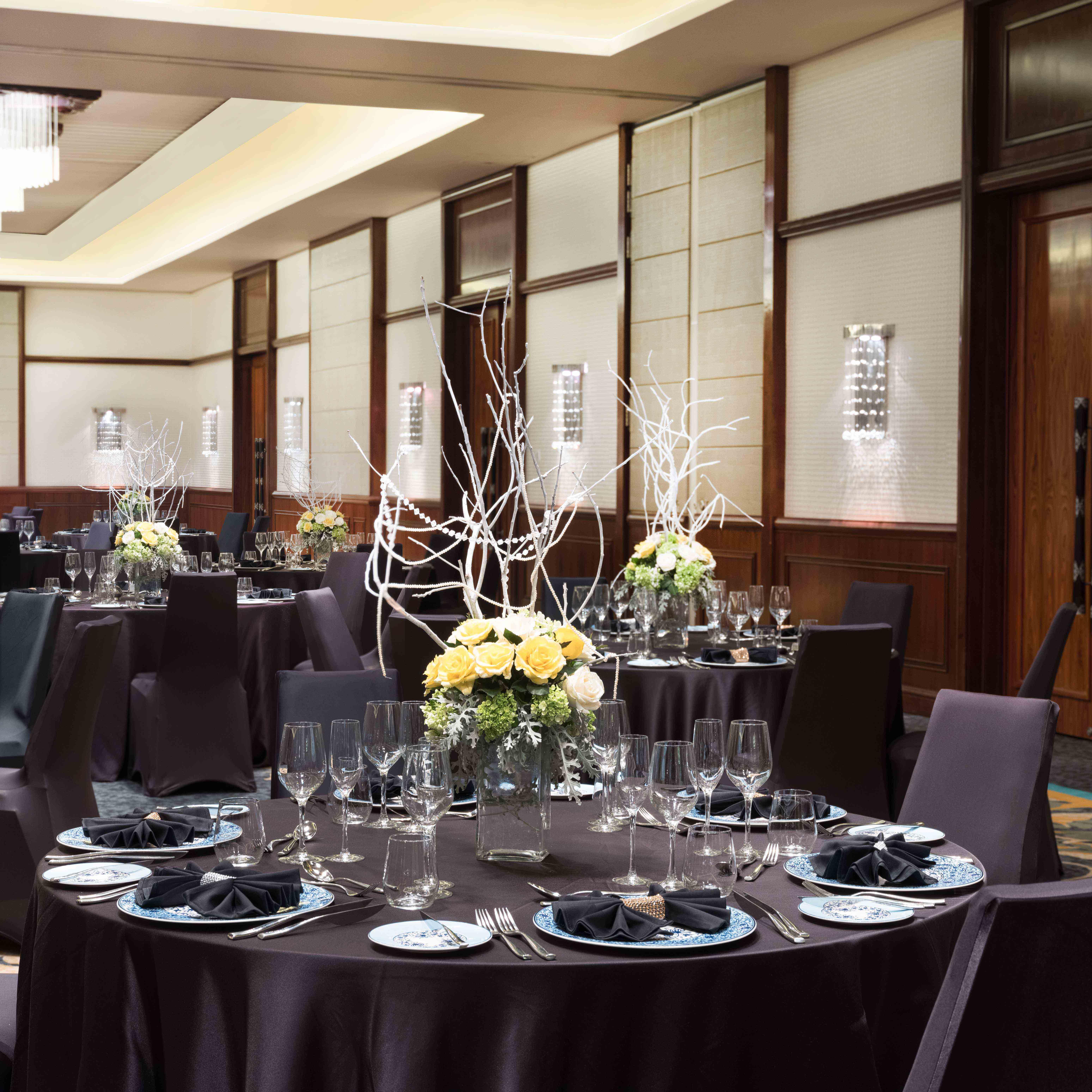 Sheraton Bali Kuta Resort Exteriér fotografie The ballroom at the hotel