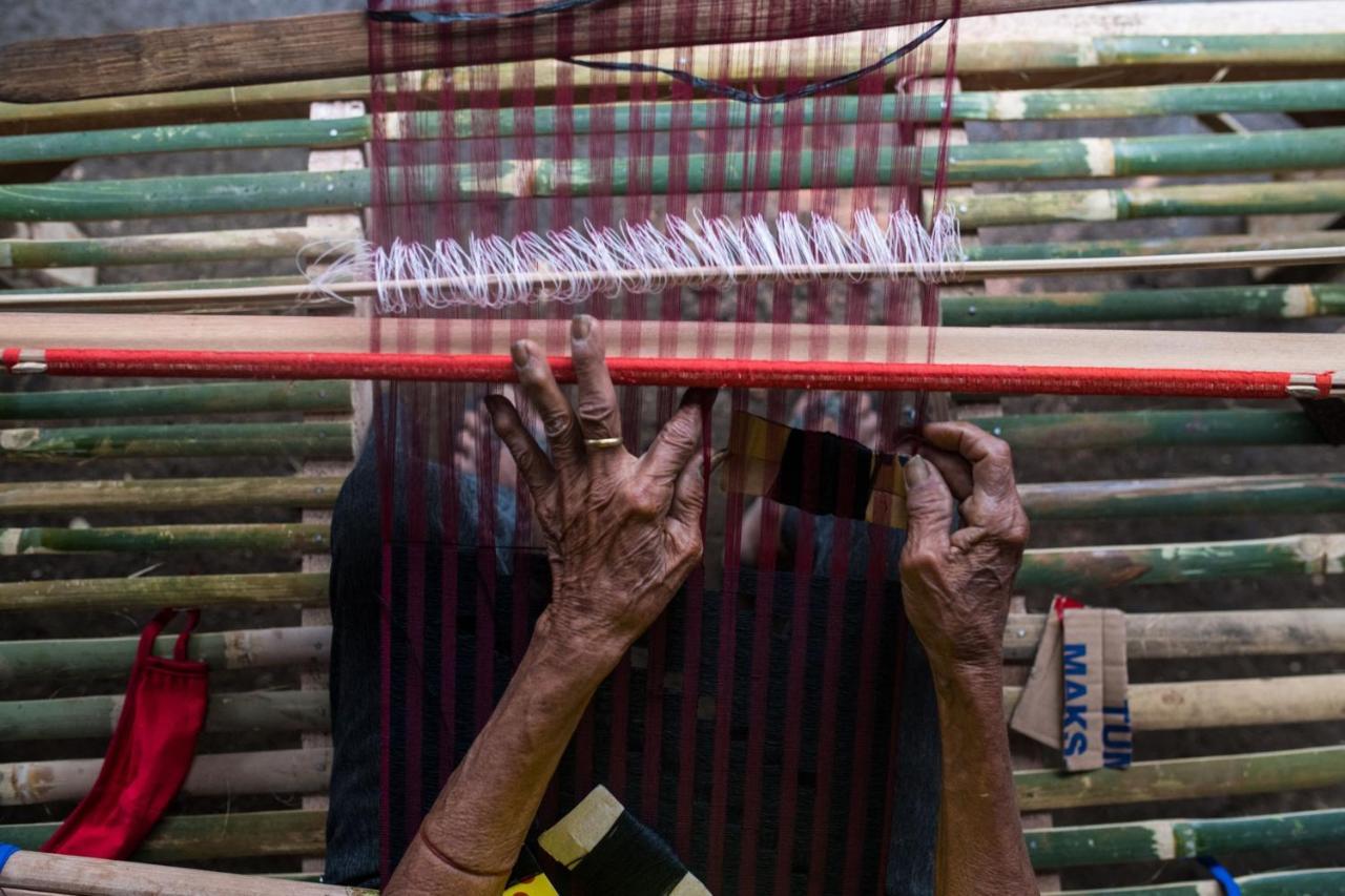 Sheraton Bali Kuta Resort Exteriér fotografie Weaving in Mandalay