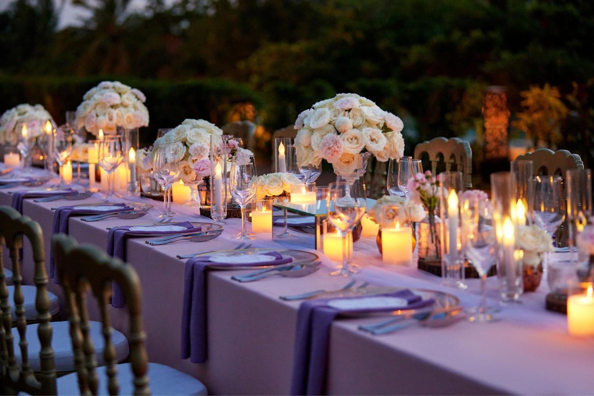 Sheraton Bali Kuta Resort Exteriér fotografie A table set for a wedding reception